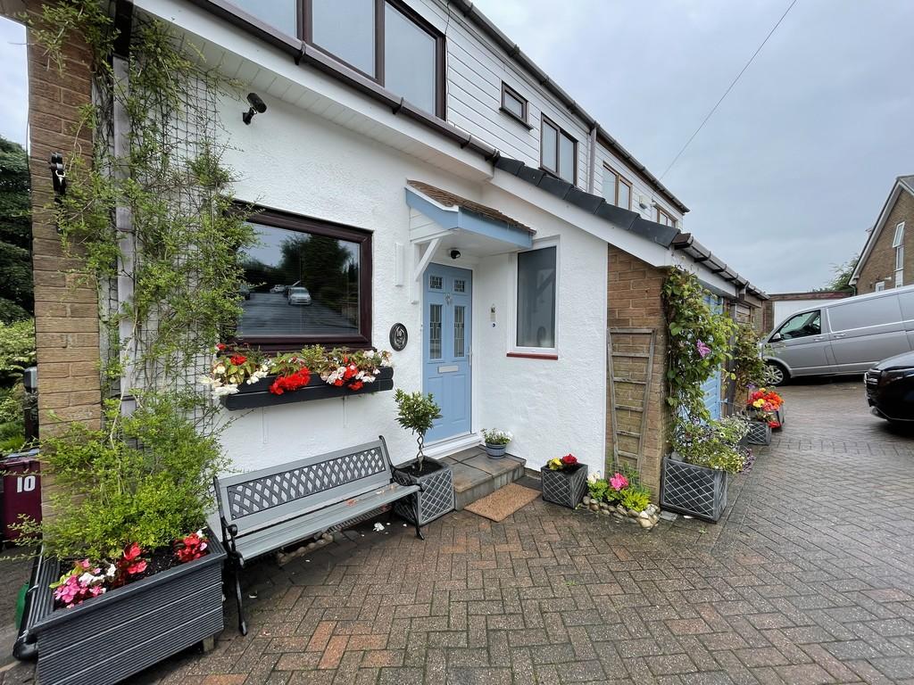 Woodlands Grove, Sunnyhurst Darwen 3 bed semidetached house £275,000