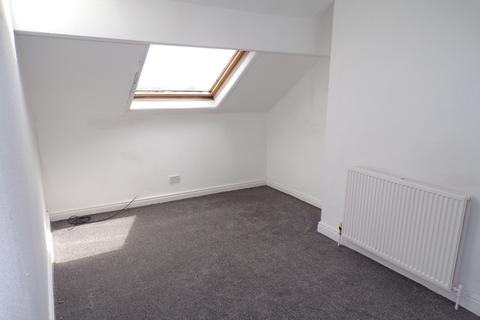 27 Olive Grove, Bradford, BD8 0LG