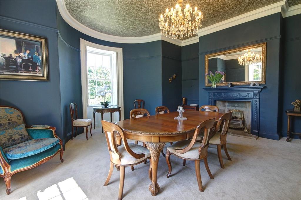 Dining Room Pic 2