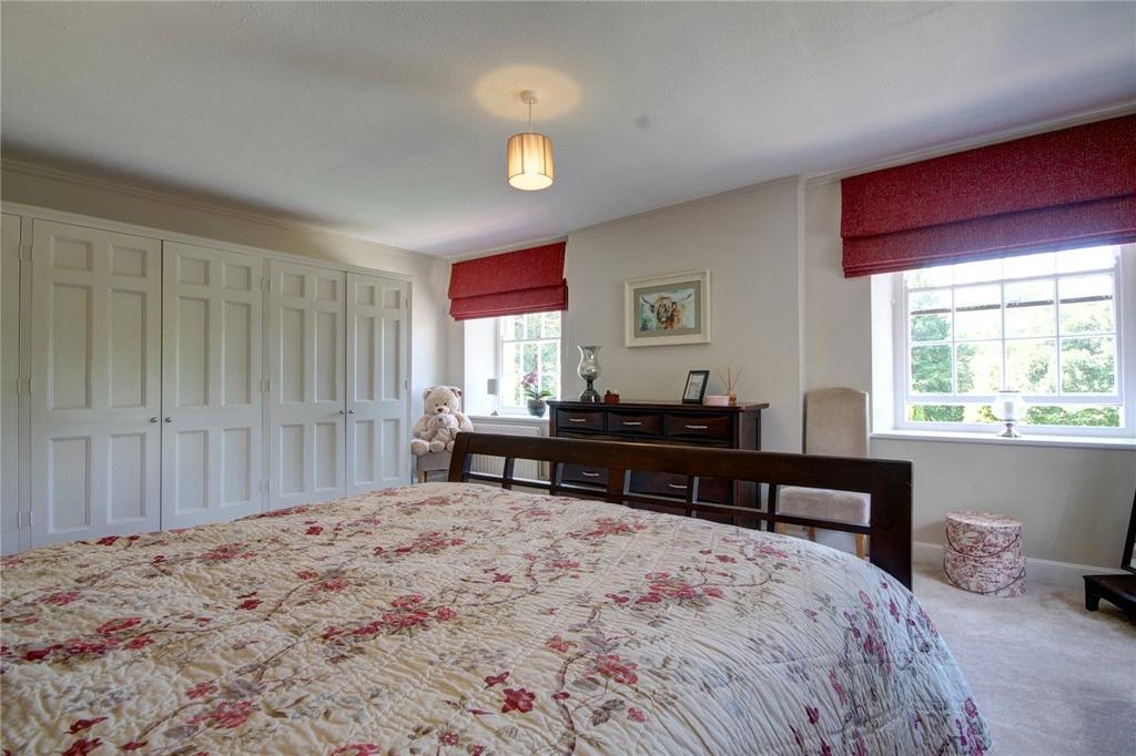 Bedroom 2 Pic 3