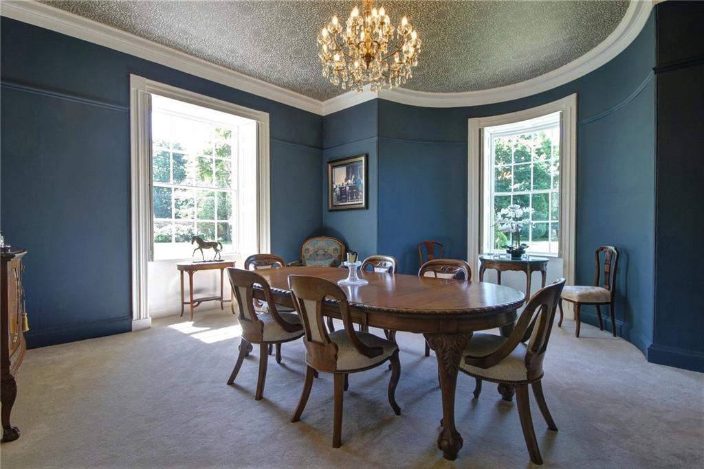 Dining Room Pic 1