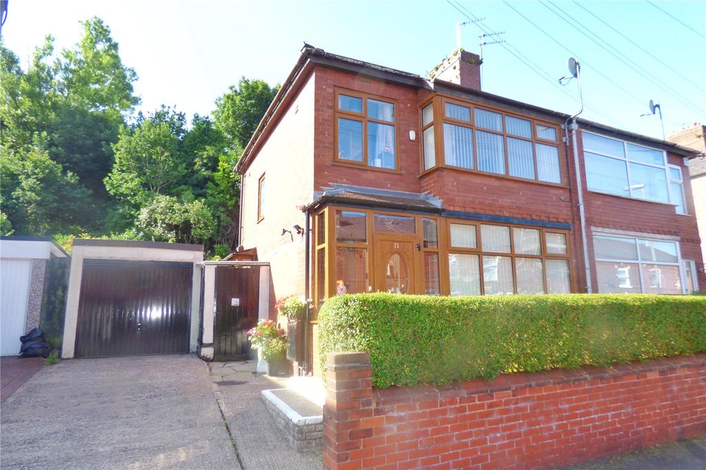 Mill Fold Road, Middleton... 3 bed semidetached house £190,000