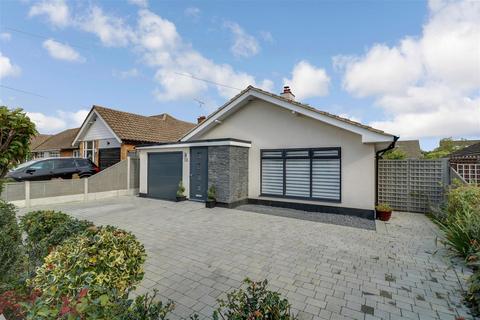 18 Rodbridge Drive, Southend-on-sea, SS1 3DF