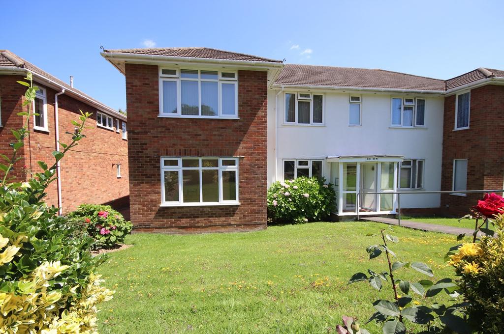 Duke Street, BexhillonSea, TN39 2 bed ground floor flat £900 pcm (£