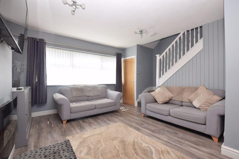 Harrow Drive, Runcorn 2 bed semidetached house £160,000