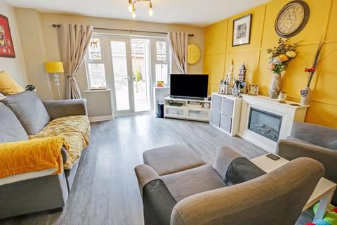 21 Attringham Park, Kingswood, Hull, HU7 3GL