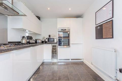 17 Bobbins Way, Buckingham, MK18 7SA