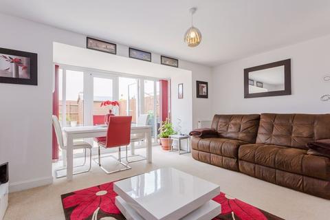 17 Bobbins Way, Buckingham, MK18 7SA