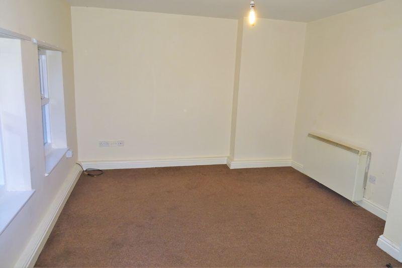 King Street, Oswestry 8 bed block of apartments £275,000