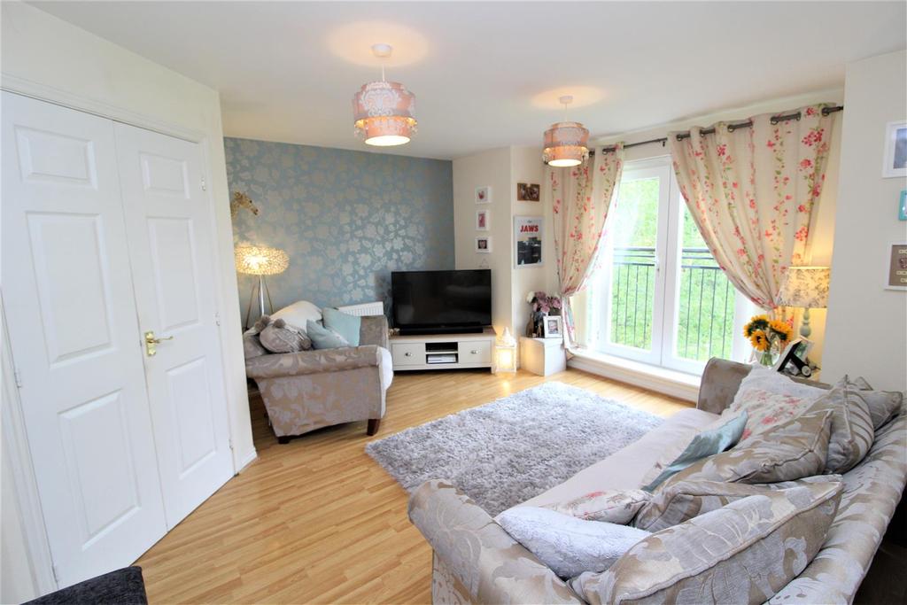 Lamberton Drive, Brymbo, Wrexham 2 bed apartment £95,000