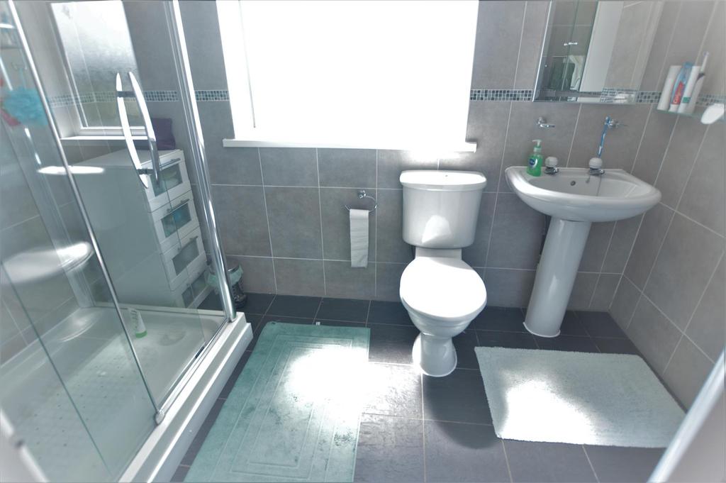Shower Room.JPG