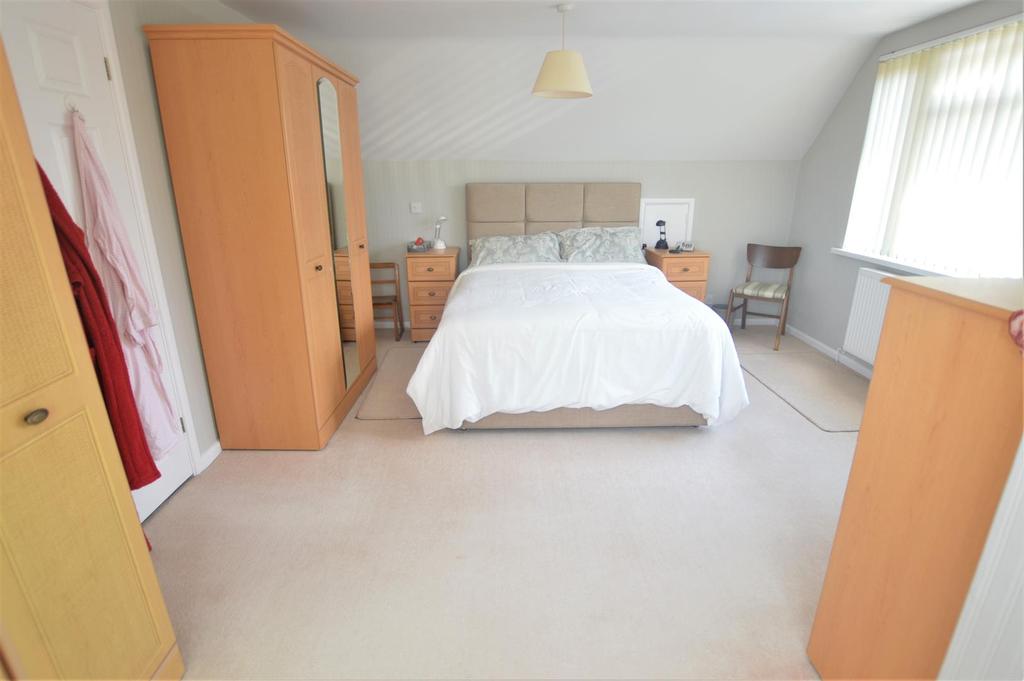 Bed1a.JPG