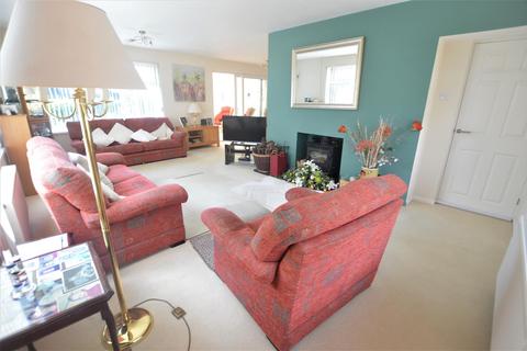 106 Ashburnham Road, Pembrey, Burry Port, SA16 0TL