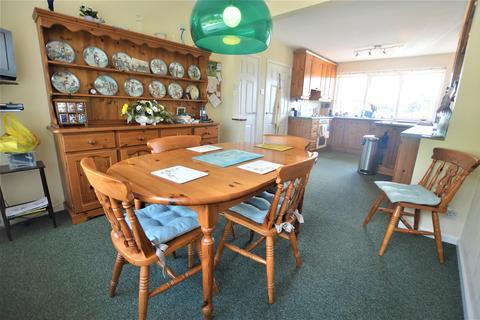 106 Ashburnham Road, Pembrey, Burry Port, SA16 0TL