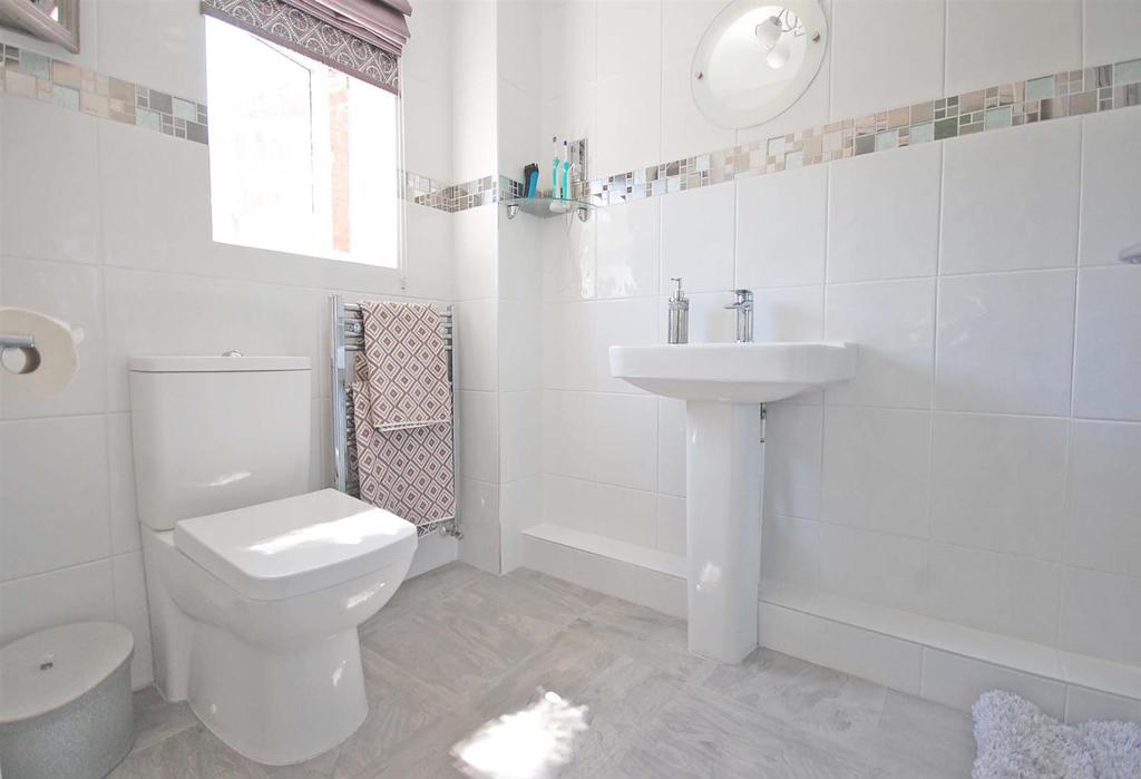 En-Suite.jpg