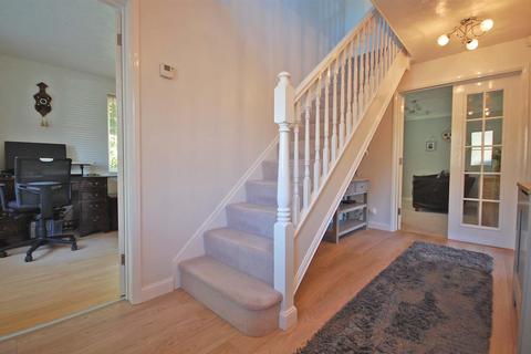 20 Highclere Road, Great Notley, Braintree, CM77 7WX