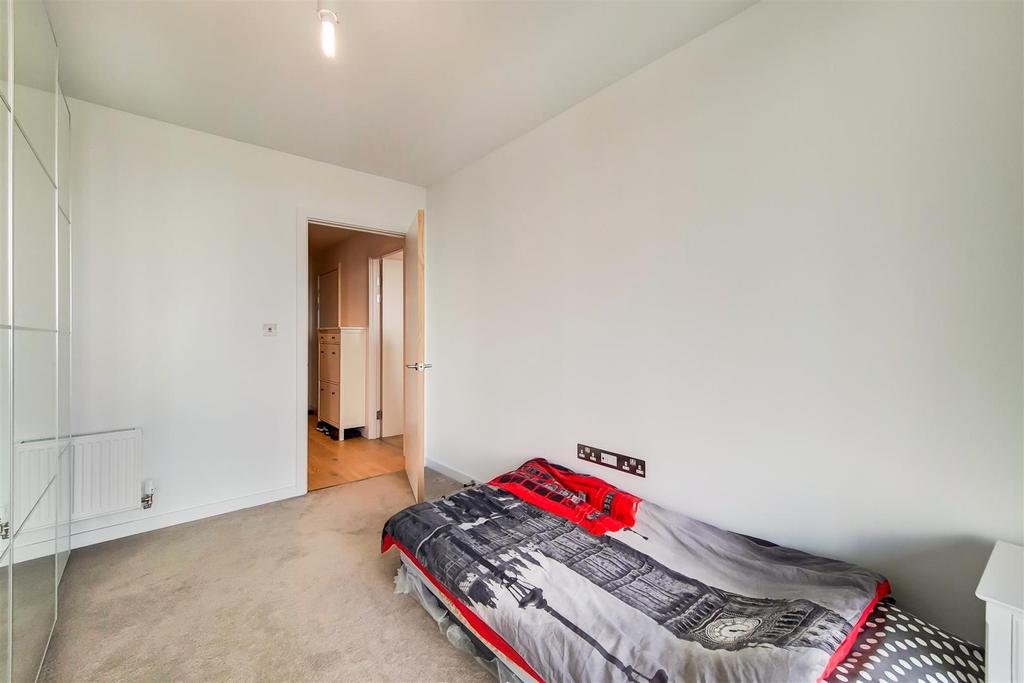 4 Bedroom 2-0.jpg