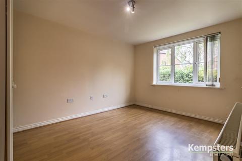 107 Sachfield Drive, Chafford Hundred, Grays, RM16 6QW