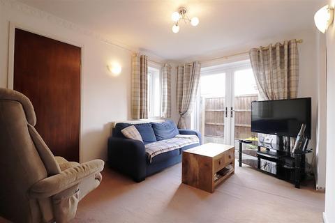 54 Drummond Close, Erith, DA8 3QS