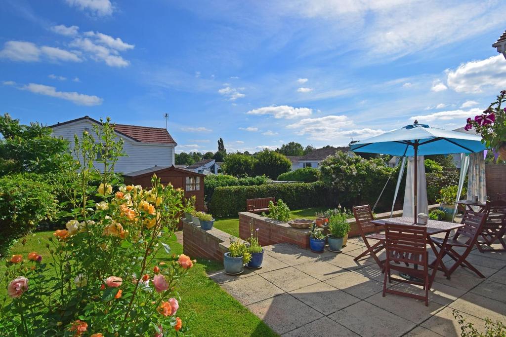 18 Echells Close, Crofters Mead, Bromsgrove, Worcesterhire, B61 7EB 4