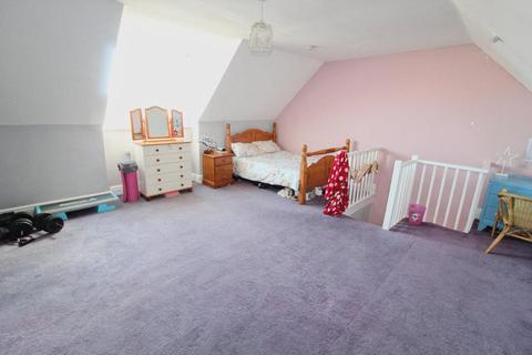 10 Cliff Terrace, Hornsea, HU18 1JA