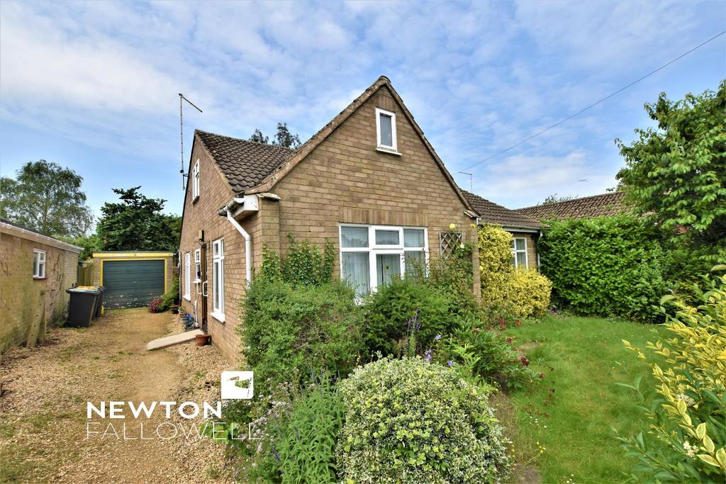 Orchard Way, Easton On The Hill... 3 bed detached bungalow £400,000