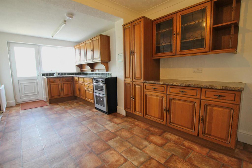 The Leases, Beverley 2 bed house £650 pcm (£150 pw)