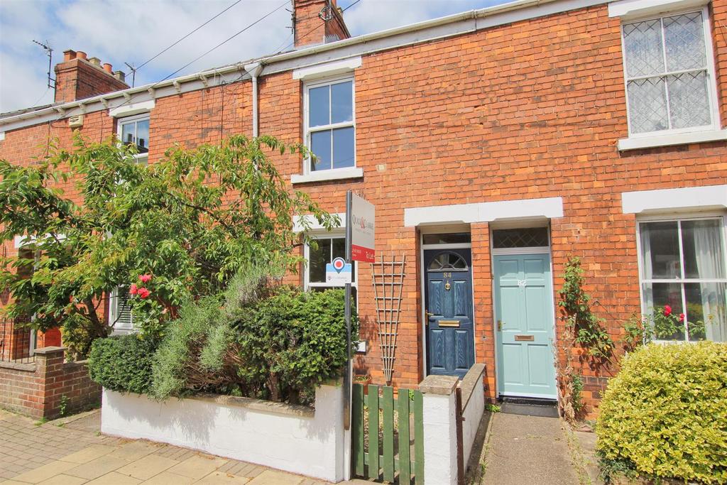 Minster Beverley 2 bed house £725 pcm (£167 pw)