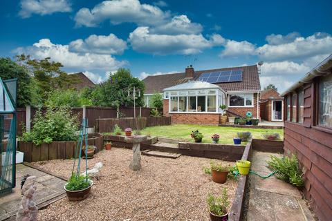 1 Palm Tree Close, Eythorne, Dover, CT15 4BU