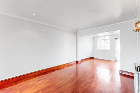 41 Runnymede Gardens, Greenford, UB6 8SX