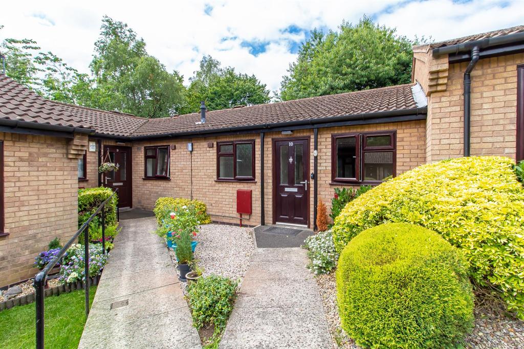 Jasmine Close, Bridge Green, Strelley, Nottingham 2 bed terraced