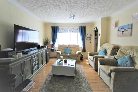 47 Cassiobury Avenue, Feltham, TW14 9JE