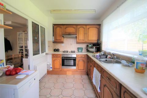 47 Cassiobury Avenue, Feltham, TW14 9JE