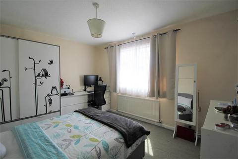47 Cassiobury Avenue, Feltham, TW14 9JE