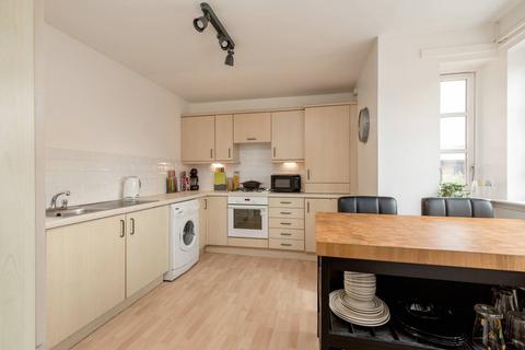 7/7 Tower Street, Edinburgh, EH6 7BX