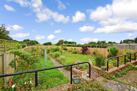 2 Ferguson Close, Hythe, CT21 5QL