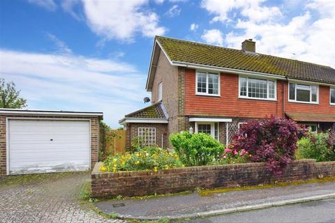 2 Ferguson Close, Hythe, CT21 5QL
