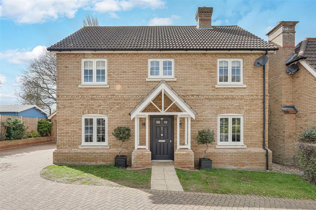 Etheldore Avenue, Hockley, SS5 4 bed detached house £725,000
