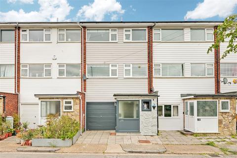 279 Kiln Road, Thundersley, Benfleet, SS7 1QS