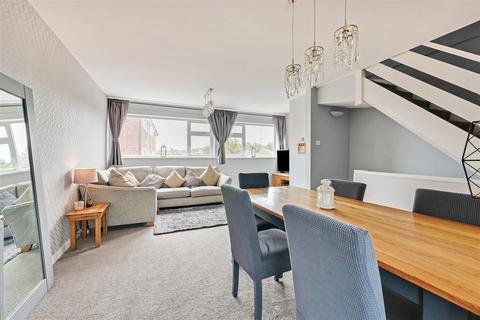 279 Kiln Road, Thundersley, Benfleet, SS7 1QS
