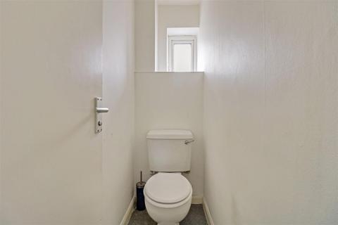 115 Kingfisher Close, Shoeburyness, Southend-on-sea, SS3 9YB