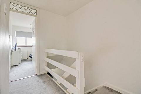115 Kingfisher Close, Shoeburyness, Southend-on-sea, SS3 9YB