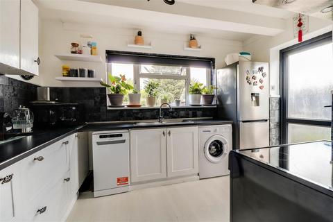 11 Watson Close, Shoeburyness, Southend-on-sea, SS3 9PQ