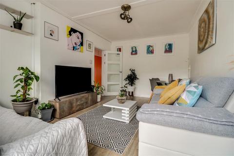 11 Watson Close, Shoeburyness, Southend-on-sea, SS3 9PQ