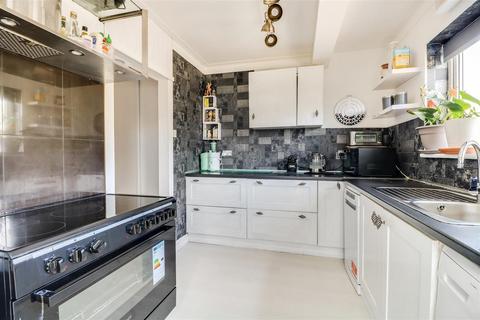 11 Watson Close, Shoeburyness, Southend-on-sea, SS3 9PQ