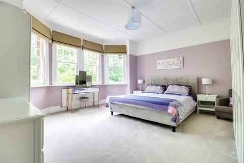 Rosemount Catherine Road, Benfleet, SS7 1HY