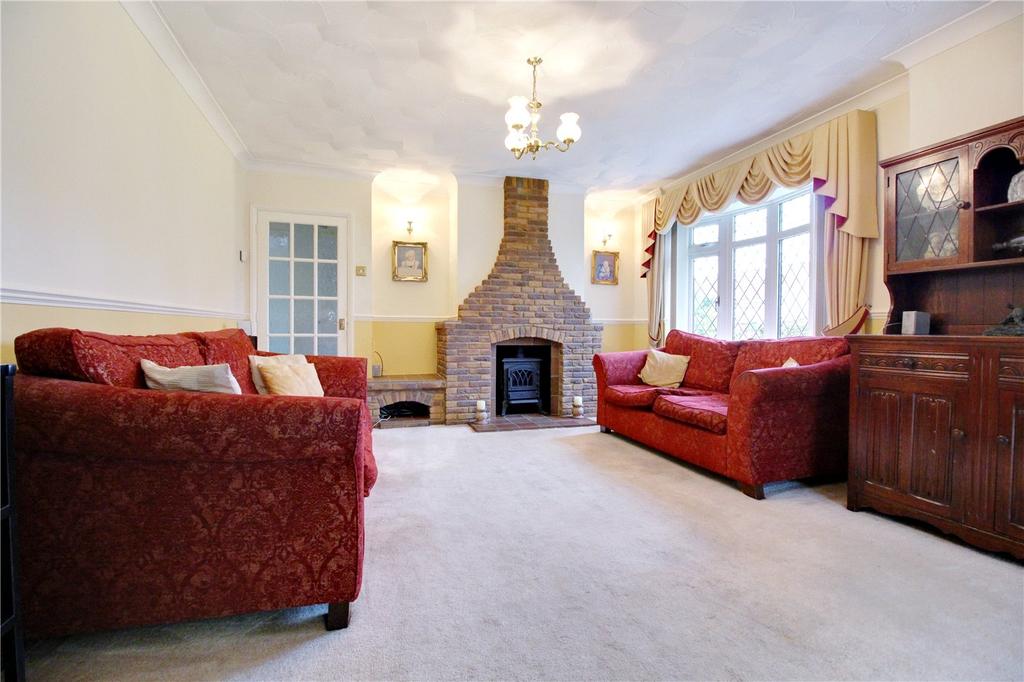 Bramble Avenue, Hellesdon, Norwich, Norfolk, NR6 2 bed bungalow £375,000