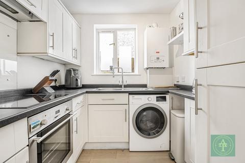 46a Compton Road, London, N21 3NS
