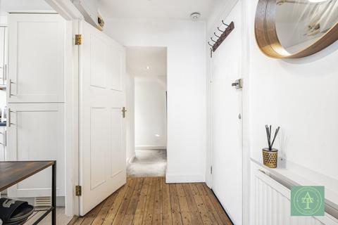 46a Compton Road, London, N21 3NS