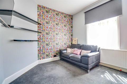52 Beech Road, Benfleet, SS7 2AZ